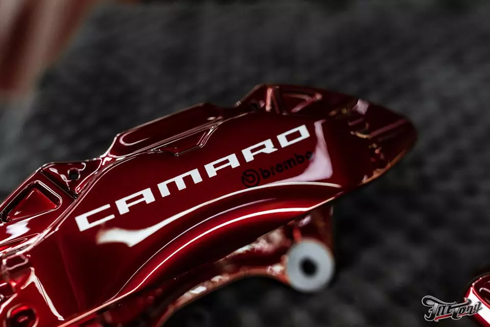 Chevrolet Camaro RS. Ремонт бампера, окрас дисков и суппортов